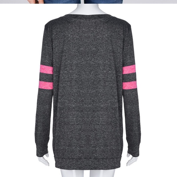 🧜🏼‍♀️ Gray Top with Pink Striped Sleeve 🧜🏼‍♀️ - Picture 3 of 5